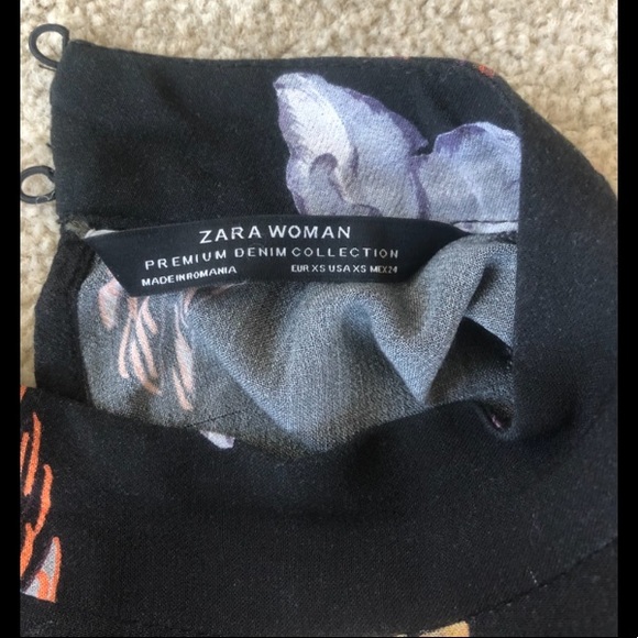 Zara Floral Dress - Picture 2 of 3